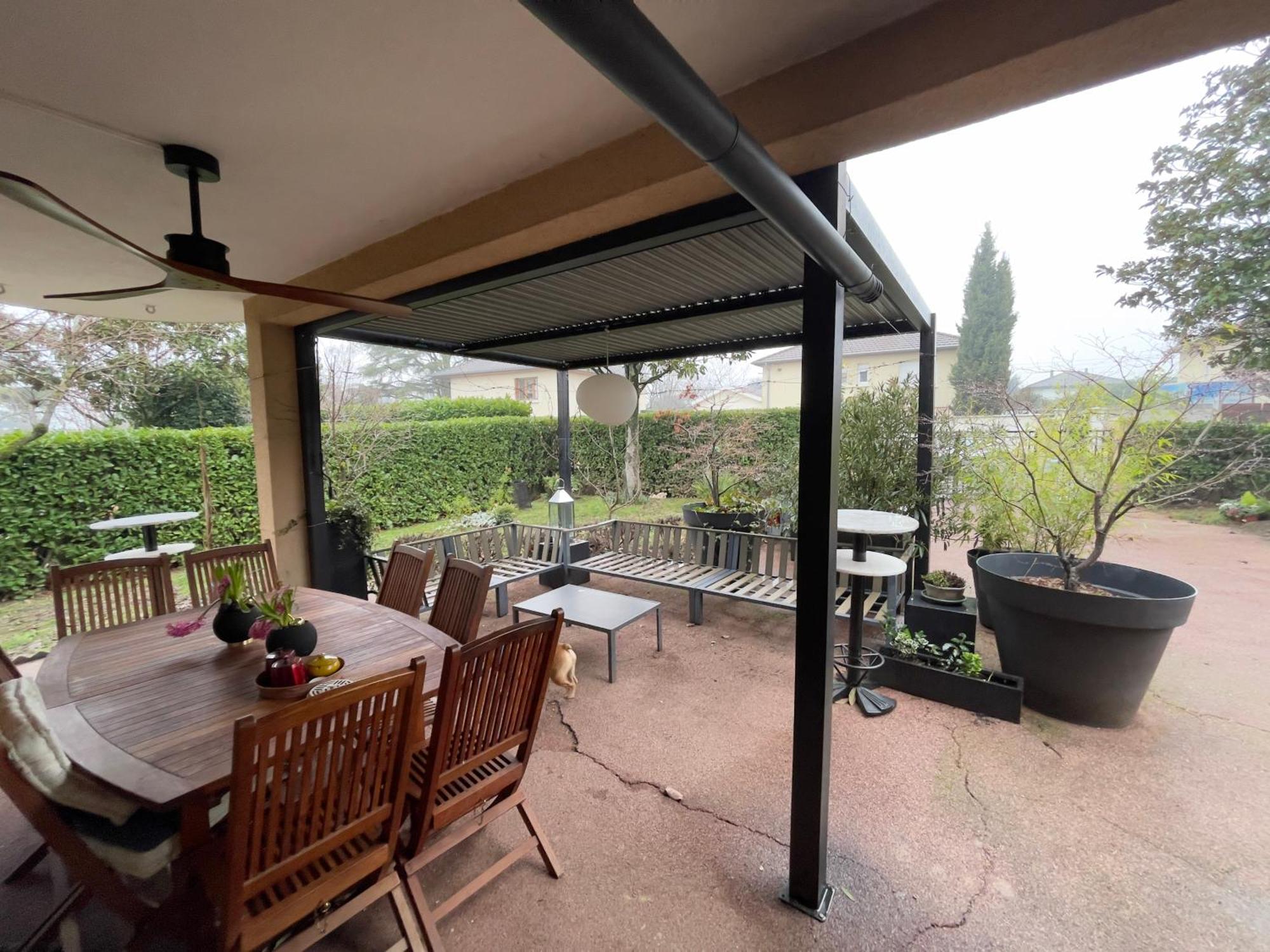 Casa Lovo Acomodação com café da manhã Saint-Laurent-de-Mure Exterior foto